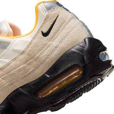 Men's Athletic Shoes