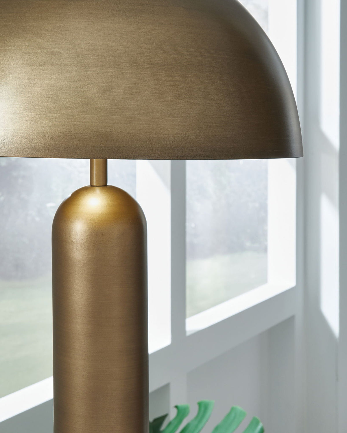 Metal  Floor Lamp